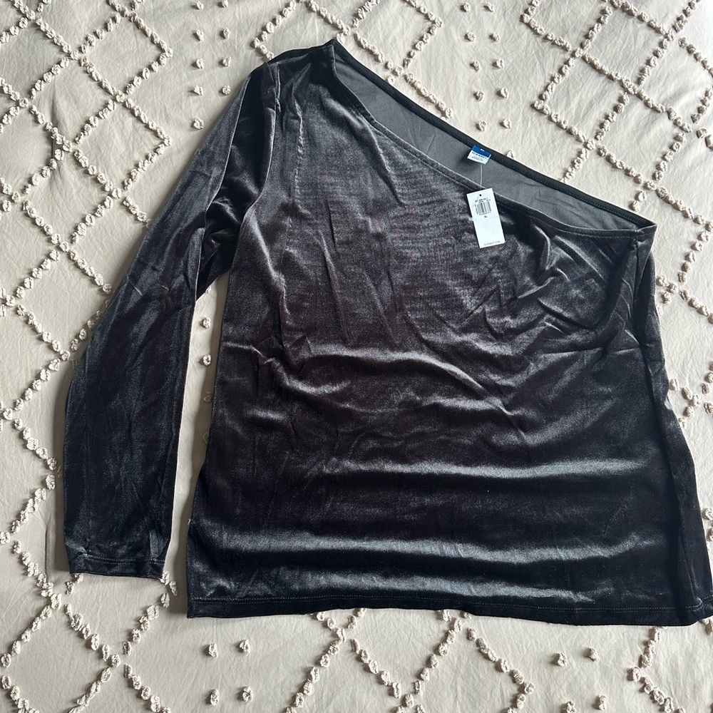 Old Navy Velvet Black Top